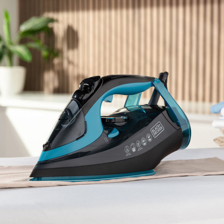 Black And Decker 2600W Non Stick Soleplate Iron